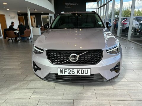 Volvo XC40 2.0 B4 Mhev #2