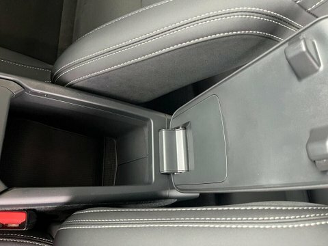 Volvo XC40 T5 Recharge Phev R-design Pro Black #43