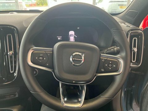 Volvo XC40 T5 Recharge Phev R-design Pro Black #38