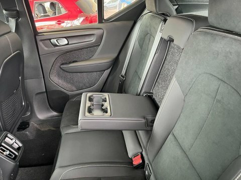 Volvo XC40 T5 Recharge Phev R-design Pro Black #14