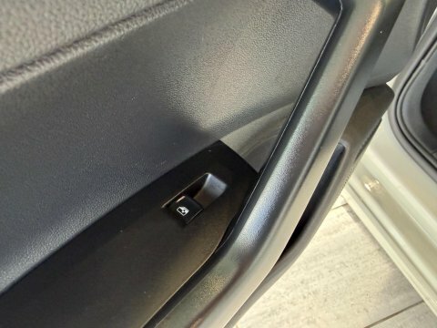 Volkswagen Polo Match Black #13