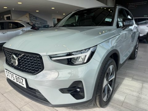 Volvo XC40 2.0 B4 Mhev #4