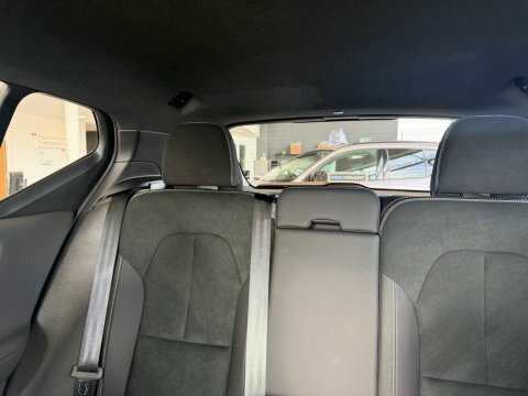 Volvo XC40 2.0 D3 R-design Geartronic #14