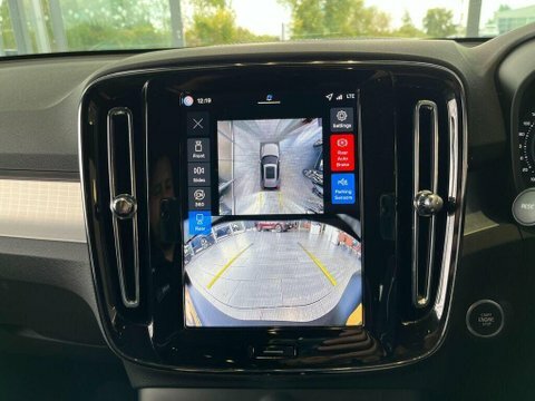 Volvo XC40 2.0 B4 Mhev #25