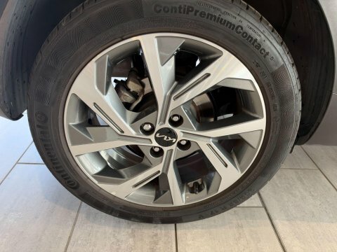 Kia Stonic 1.0T Gdi 48V Gt-line  #24
