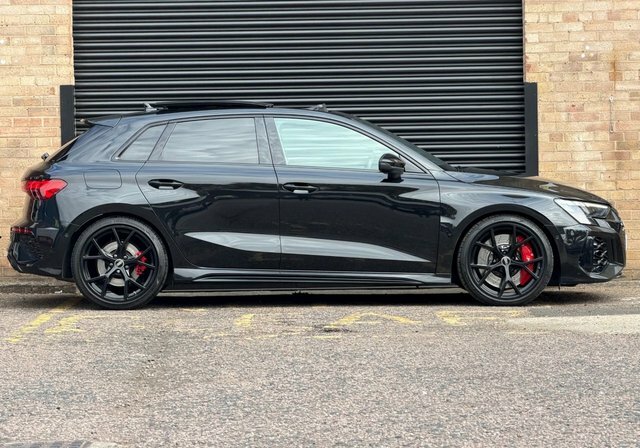 Audi RS3 2.5 Tfsi Launch Edition Sportback S Tro DA71VVJ Black #2