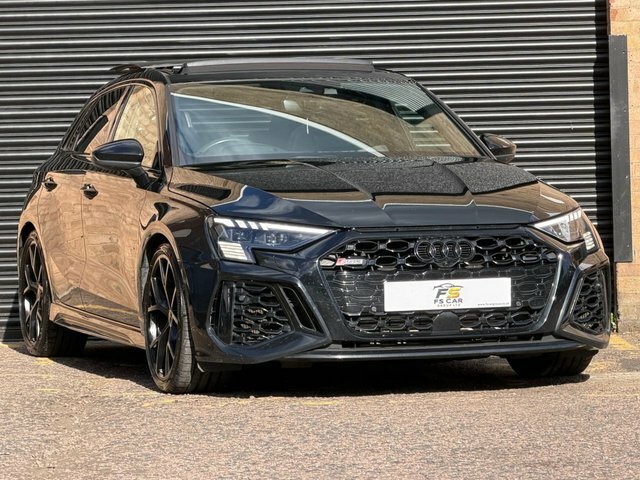 Audi RS3 2.5 Tfsi Launch Edition Sportback S Tro Black #2