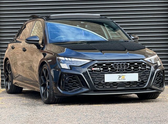 Audi RS3 2.5 Tfsi Launch Edition Sportback S Tro DA71VVJ Black #5