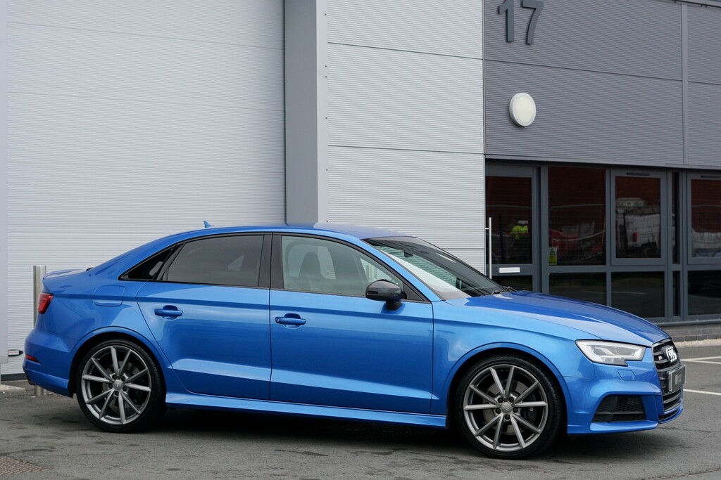 Audi S3 2.0 Tfsi Black Edition Blue #3