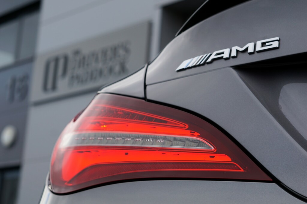 Mercedes-Benz CLA Class 2.1 Cla 200 D Amg Line White #19