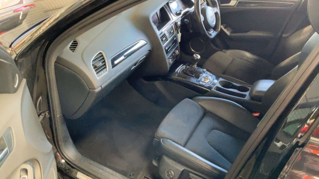 Audi A4 Black Edition Tdi Quattro 4Wd  #3