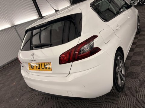 Peugeot 308 1.2 Puretech 130 Tech Edition #39