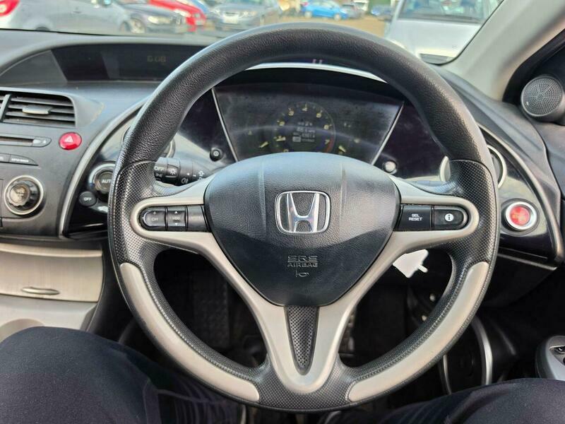 Honda Civic 1.8 I-vtec Es Black #34