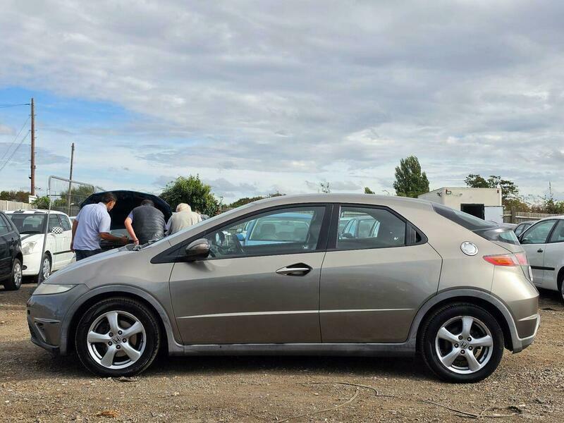 Honda Civic 1.8 I-vtec Se Grey #6