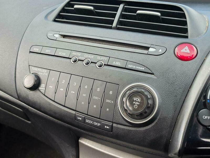 Honda Civic 1.8 I-vtec Es Black #23