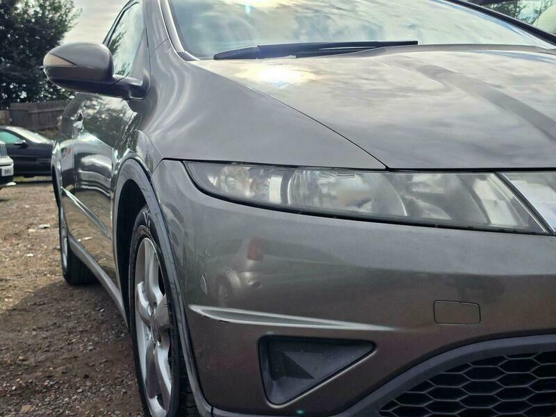 Honda Civic 1.8 I-vtec Es Black #50