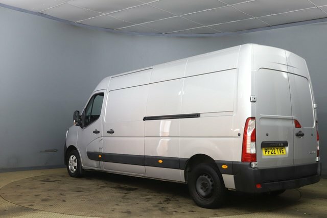 Renault Master 2.3 Dci Energy 35 Business Panel Van M Grey #3