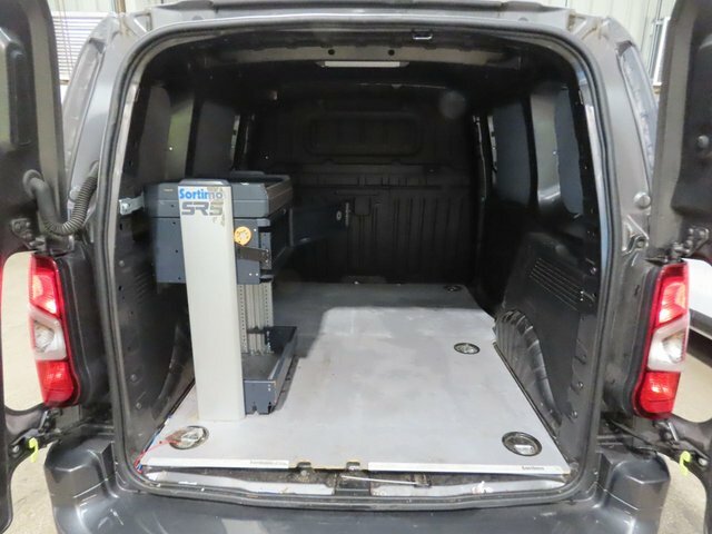 Vauxhall Combo 1.5 Turbo D 2000 Sportive Panel Van Man Grey #6