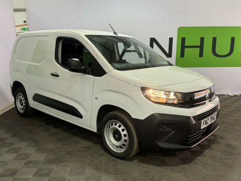 Vauxhall Combo 2024 74 1.5 White