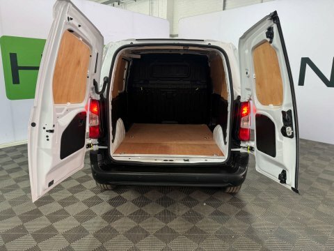 Vauxhall Combo 2024 74 1.5 White #3