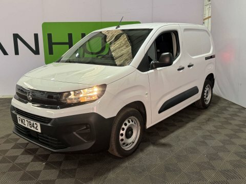 Vauxhall Combo 2024 74 1.5 White #6