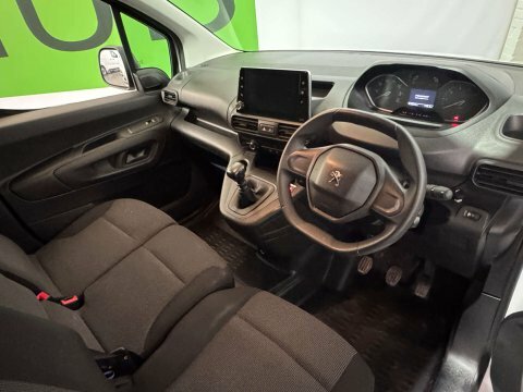 Peugeot Partner 2024 73 1.5 White #2
