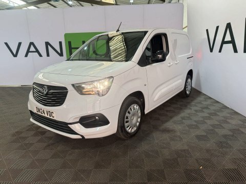 Vauxhall Combo 2024 24 1.5 White #6