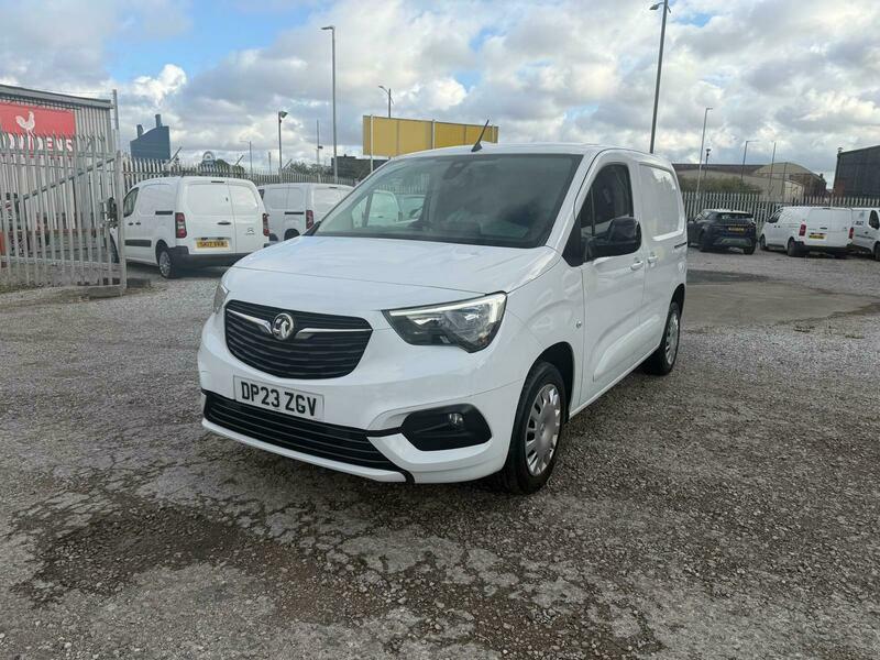 Vauxhall Combo L1h1 2300 Pro S White #6