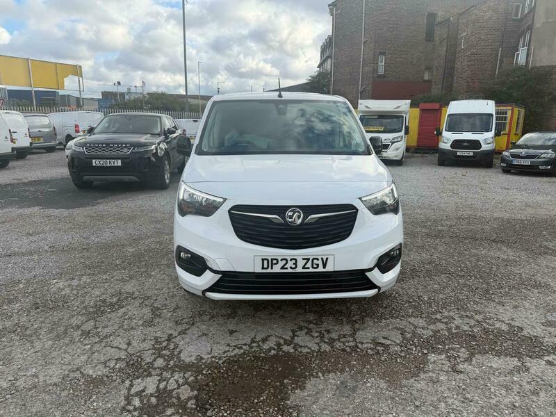 Vauxhall Combo L1h1 2300 Pro S White #2