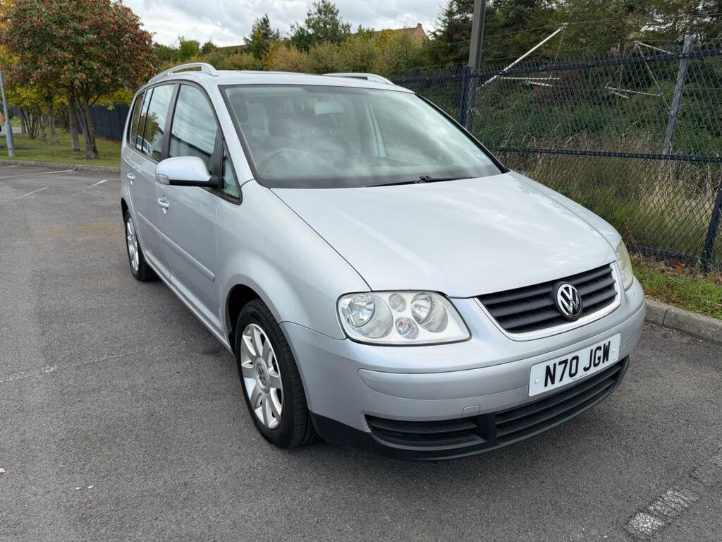 Volkswagen Touran 2.0 Tdi Se Dsg 5 Seats Silver