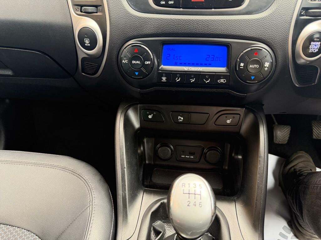 Hyundai Ix35 1.7 Crdi Premium Euro 5 Ss White #12