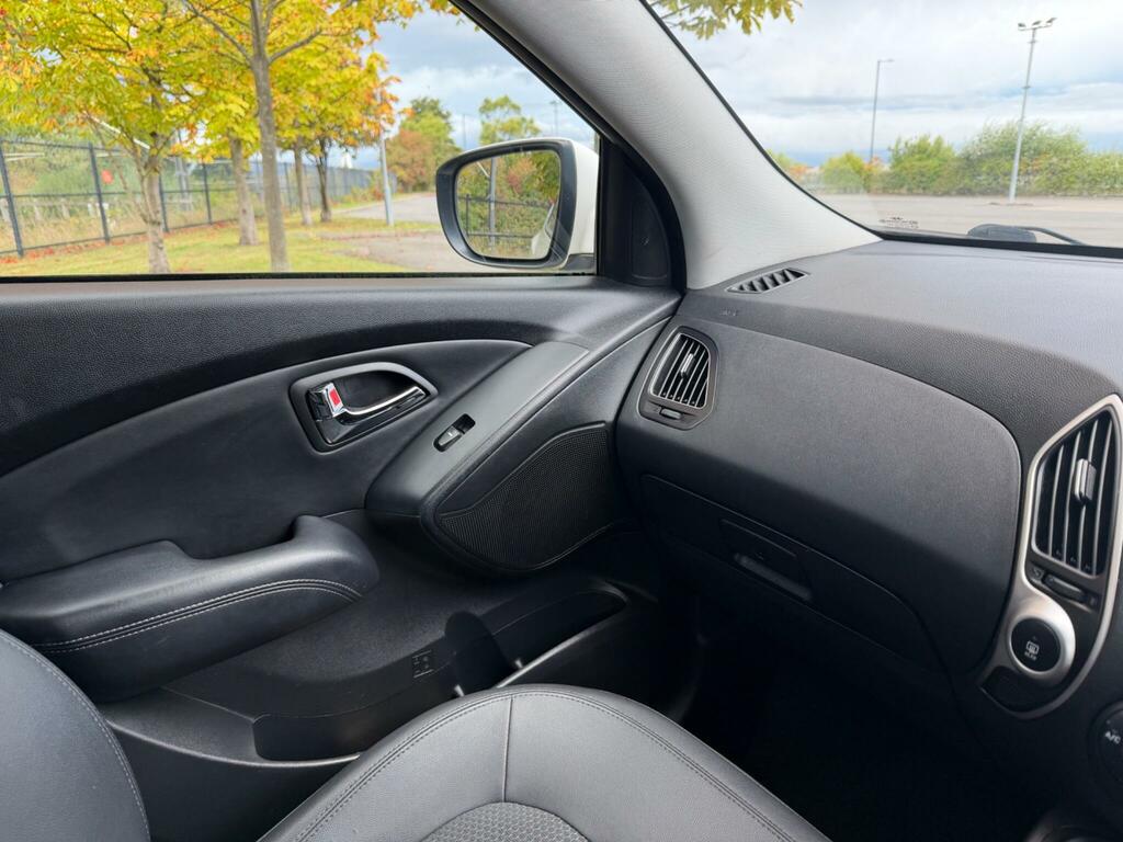 Hyundai Ix35 1.7 Crdi Premium Euro 5 Ss White #10