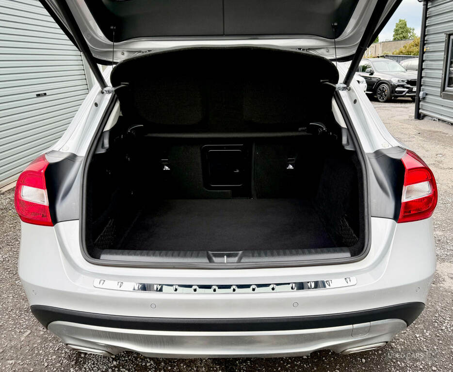 Mercedes-Benz GLA Class Gla220 Amg Line Premiumcdi 4Matic Grey #5
