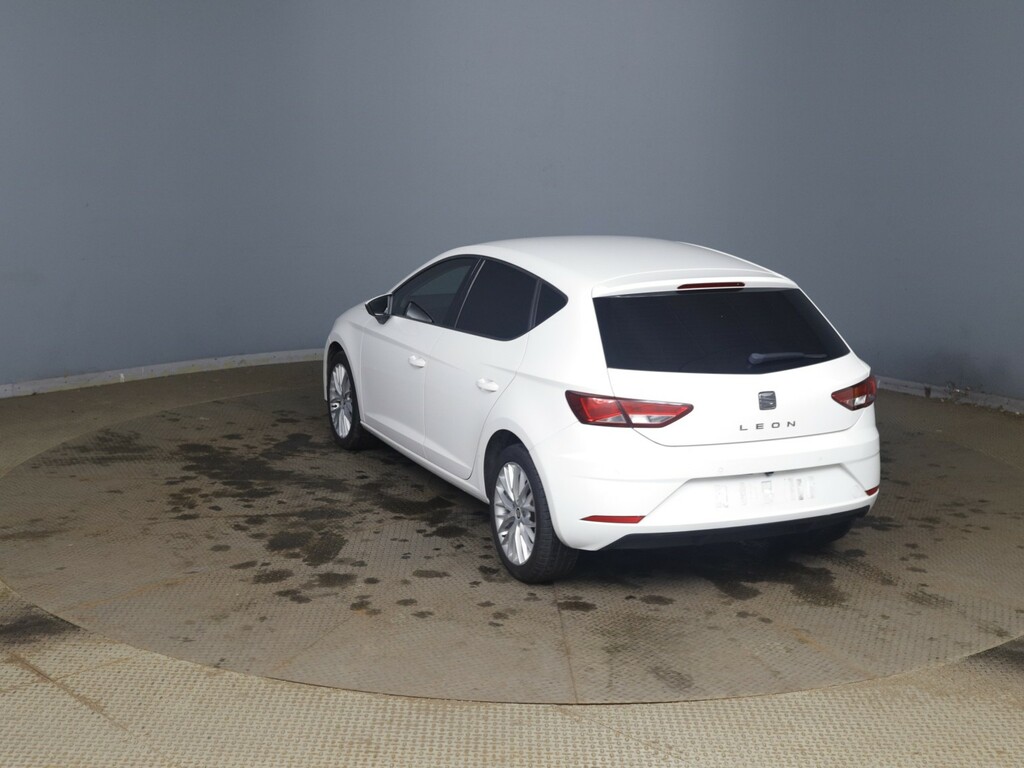 Seat Leon 1.6 Tdi Se Dynamic Technology White #4