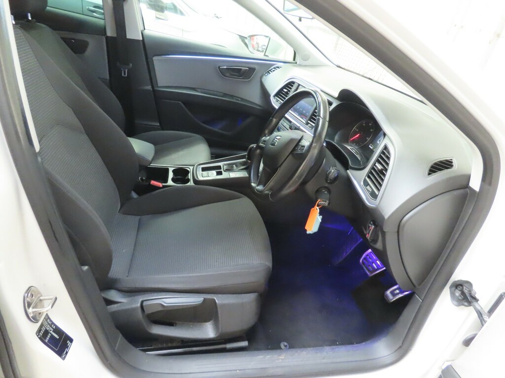 Seat Leon 1.6 Tdi Se Dynamic Technology White #6