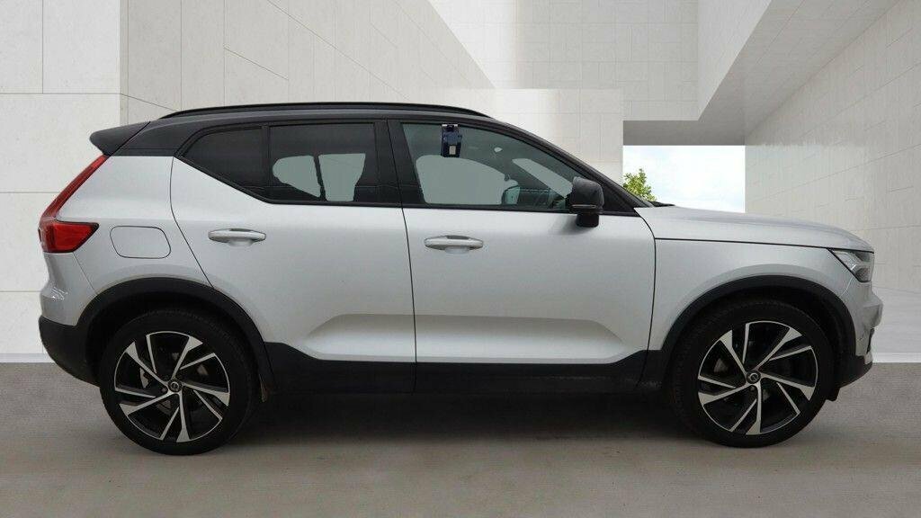 Volvo XC40 Xc40 R-design T3 Front Park Assist, Rear Camera, White #2