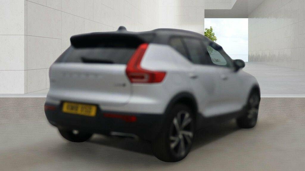 Volvo XC40 Xc40 R-design T3 Front Park Assist, Rear Camera, White #3