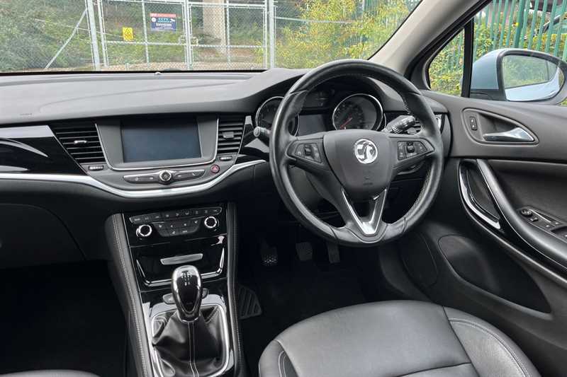 Vauxhall Astra 1.6 Cdti 16V 136 Elite Nav Winter Pack Red #11