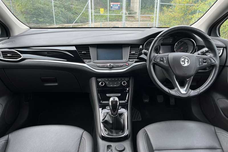 Vauxhall Astra 1.6 Cdti 16V 136 Elite Nav Winter Pack Red #12
