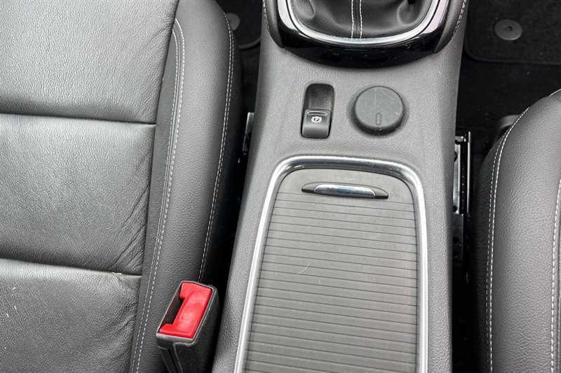 Vauxhall Astra 1.6 Cdti 16V 136 Elite Nav Winter Pack Red #40