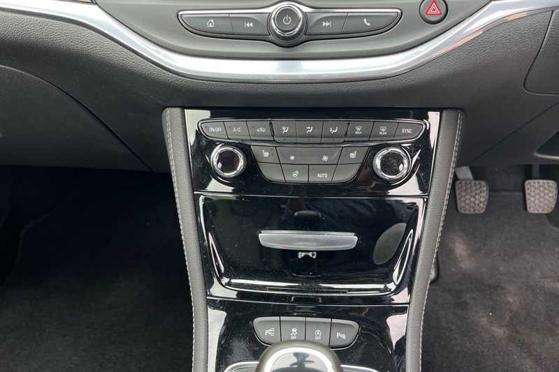 Vauxhall Astra 1.6 Cdti 16V 136 Elite Nav Winter Pack Red #38