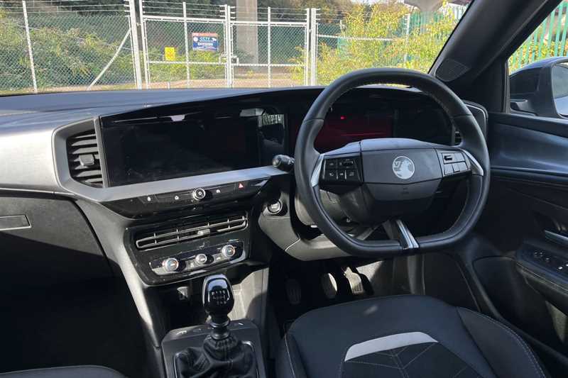 Vauxhall Mokka 1.2 Turbo Ultimate White #11