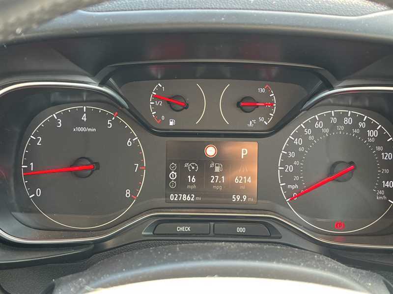 Vauxhall Combo Life 1.2 Turbo Energy White #20