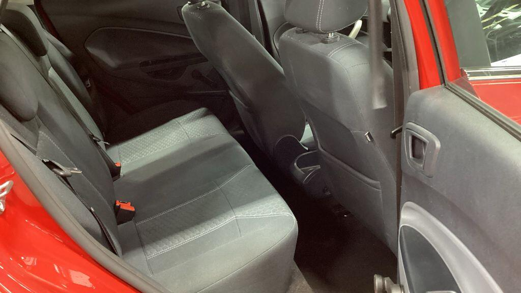 Ford Fiesta 1.4 Tdci Zetec White #10