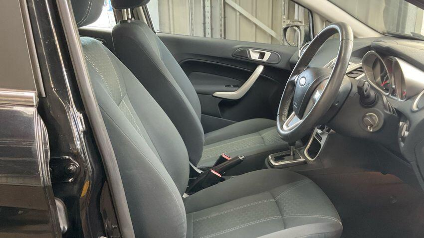 Ford Fiesta 1.4 Titanium  #7