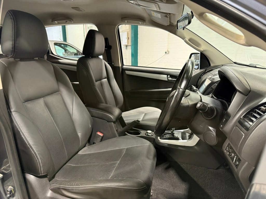 Isuzu D-Max 1.9L Utah Grey #4