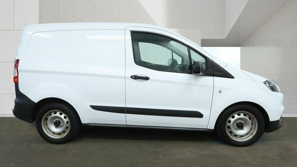 Ford Transit Courier 1.5L Leader White #5