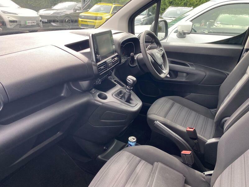 Vauxhall Combo Life 1.2 Turbo Energy Grey #4
