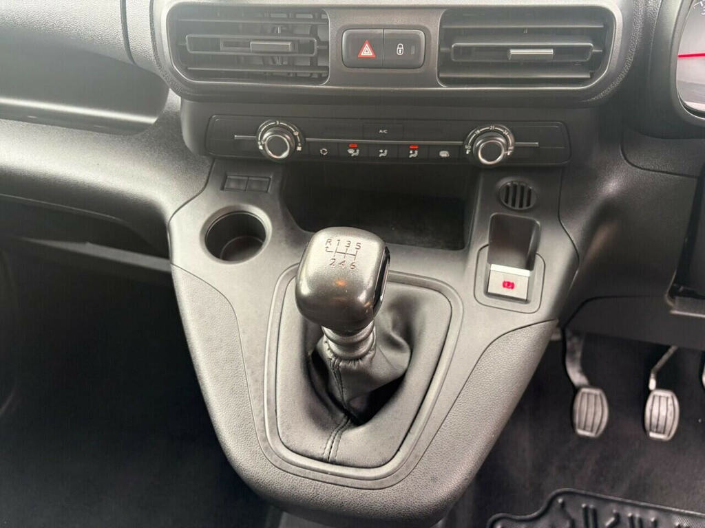 Vauxhall Combo 2300 1.5 Turbo D 100Ps L1 H1 Sportive Van White #22