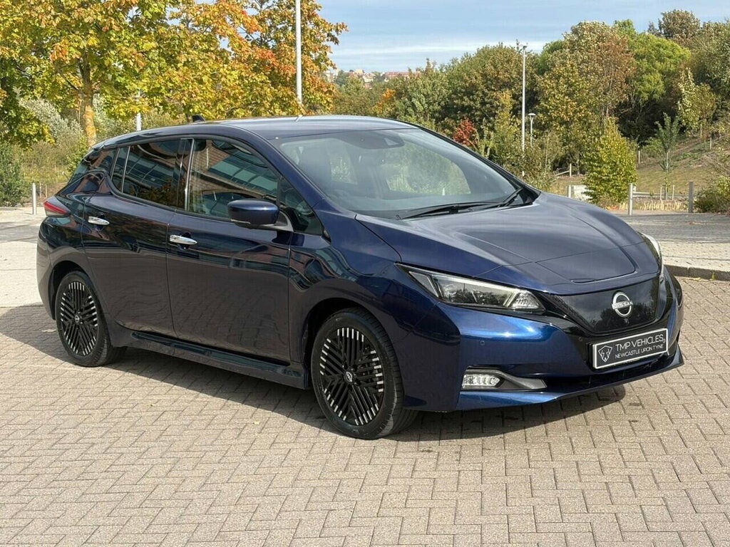 Nissan Leaf 39Kwh Tekna Hatchback 150 Ps Blue #2